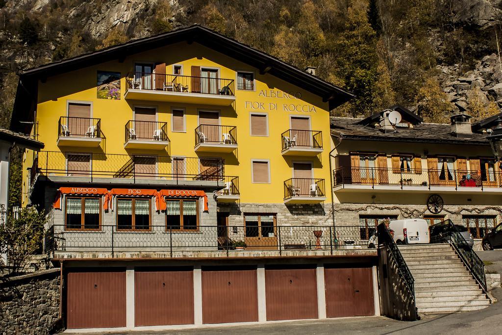 Hotel Fior Di Roccia Gaby Exterior photo