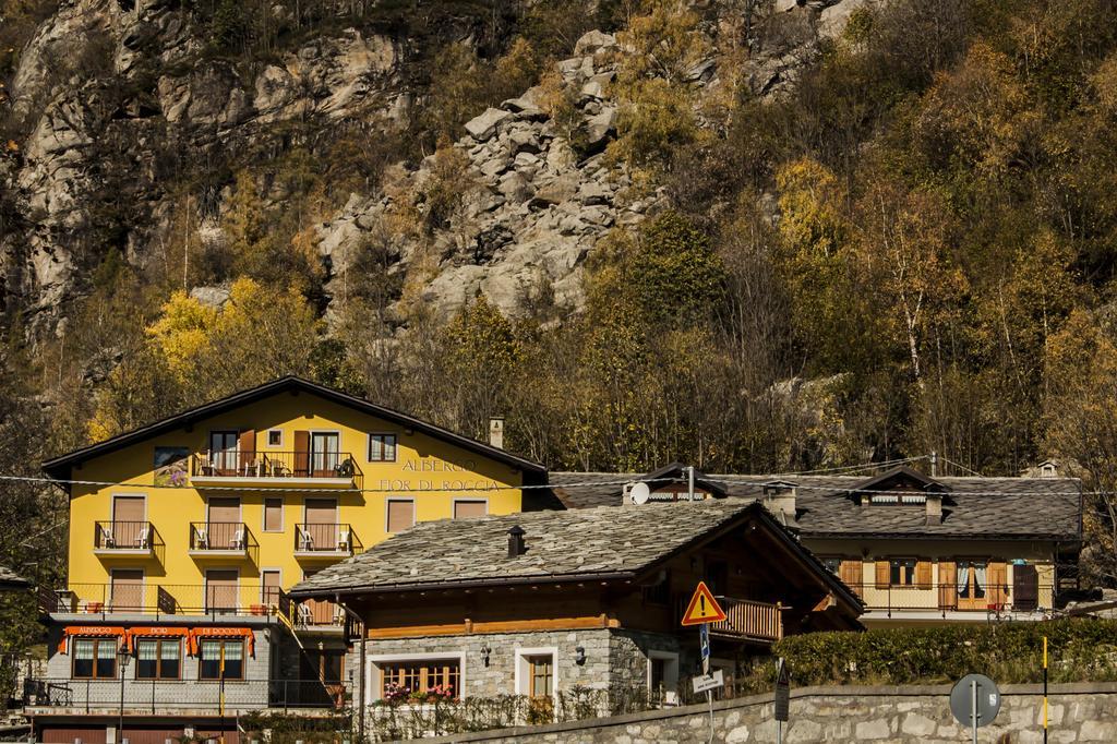 Hotel Fior Di Roccia Gaby Exterior photo