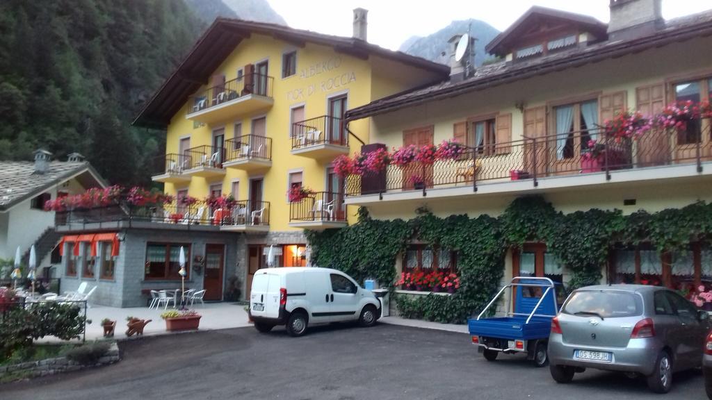 Hotel Fior Di Roccia Gaby Exterior photo